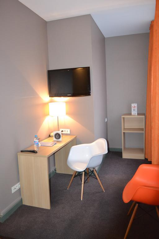 Hotel Europe And Spa Reims Bagian luar foto